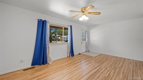 1304 De Reamer Circle Colorado Springs CO 80915