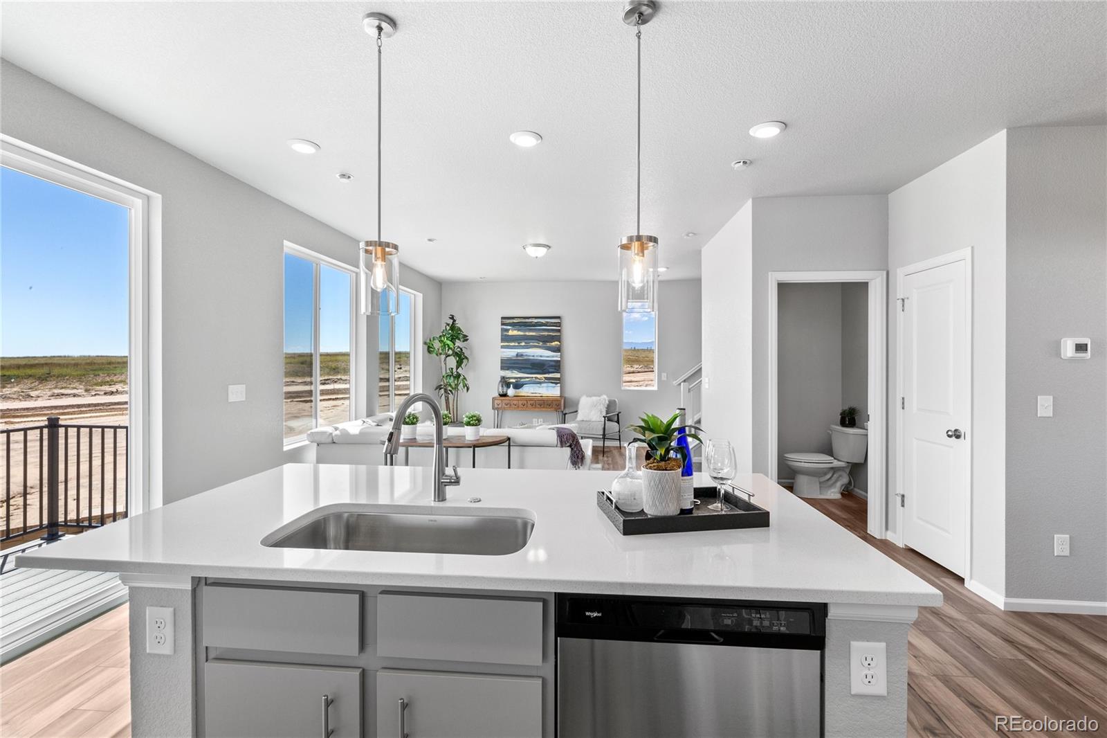 46593 Sunflower Lane Bennett CO 80102