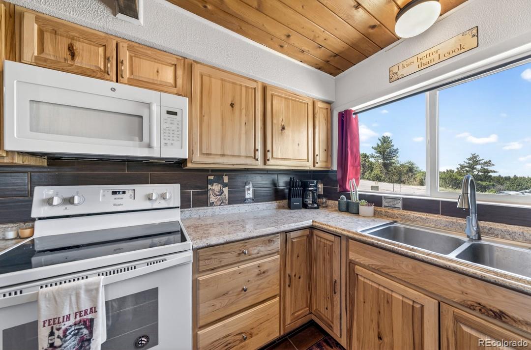 5279 Red Cloud Road Colorado City CO 81019