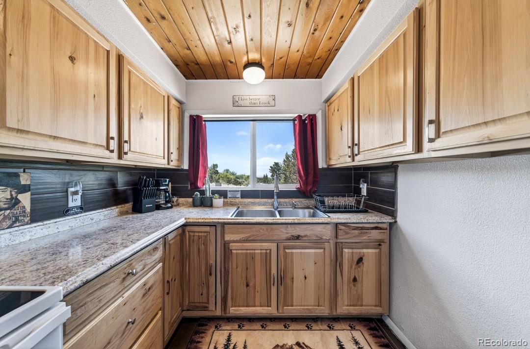 5279 Red Cloud Road Colorado City CO 81019