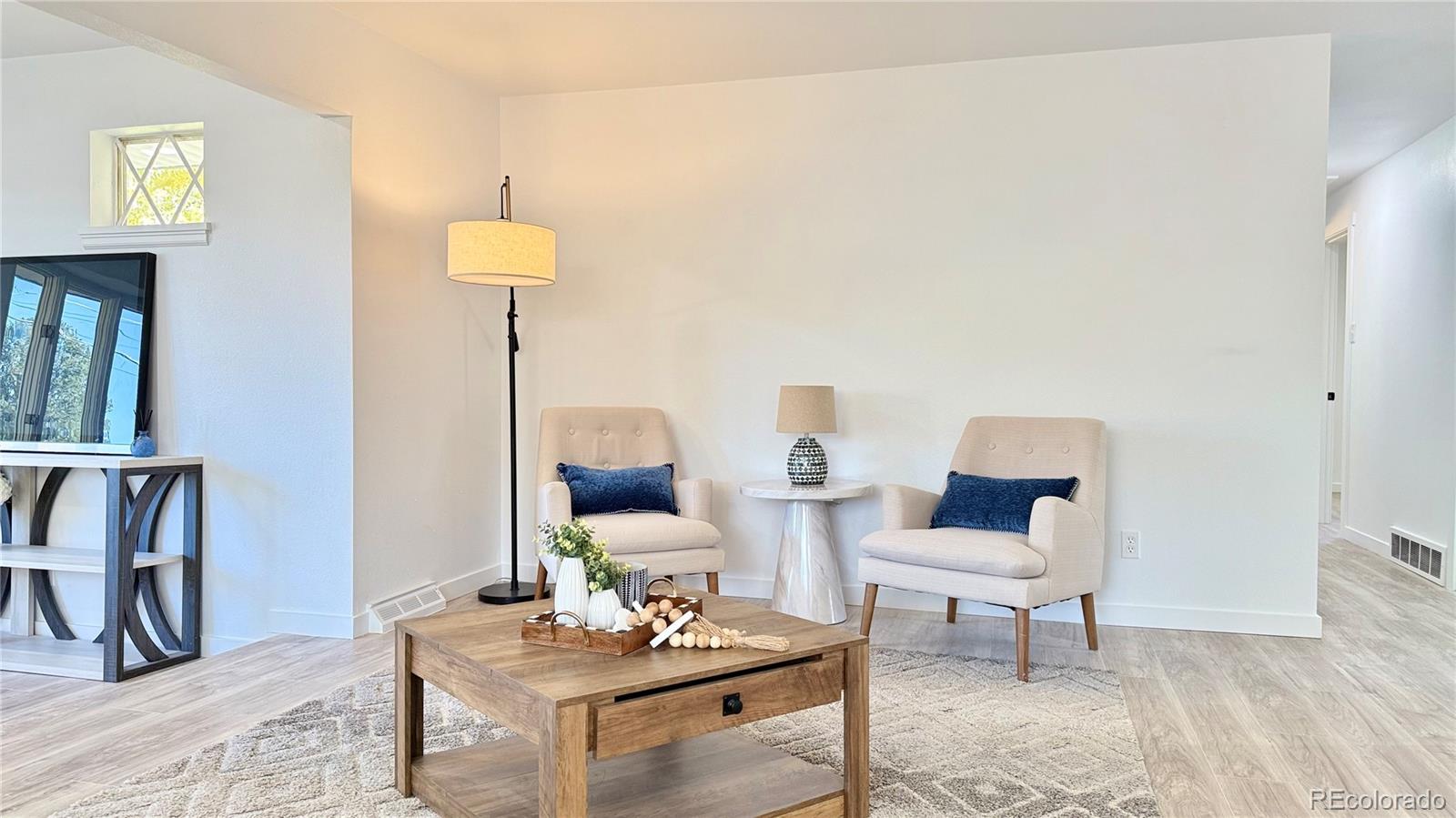 443 Jamaica Street Aurora CO 80010