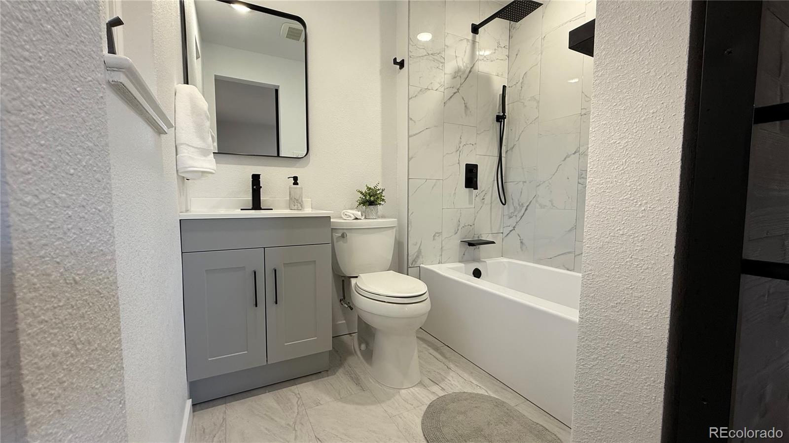 443 Jamaica Street Aurora CO 80010