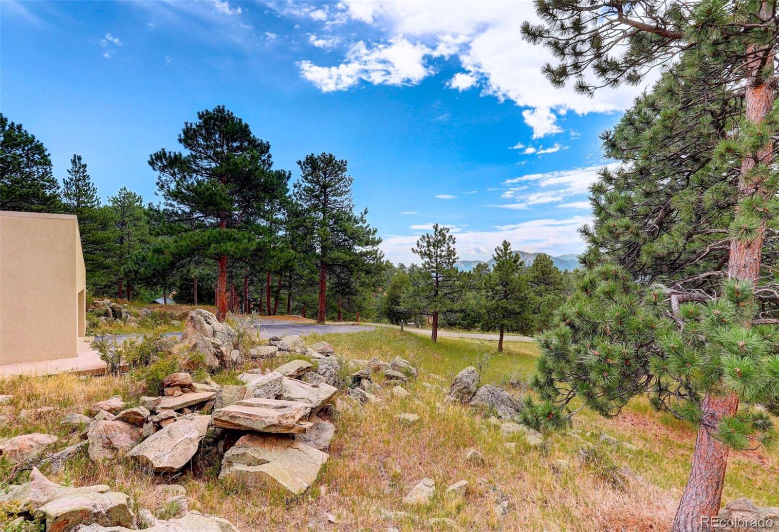 2125 Stonecrop Way Golden CO 80401