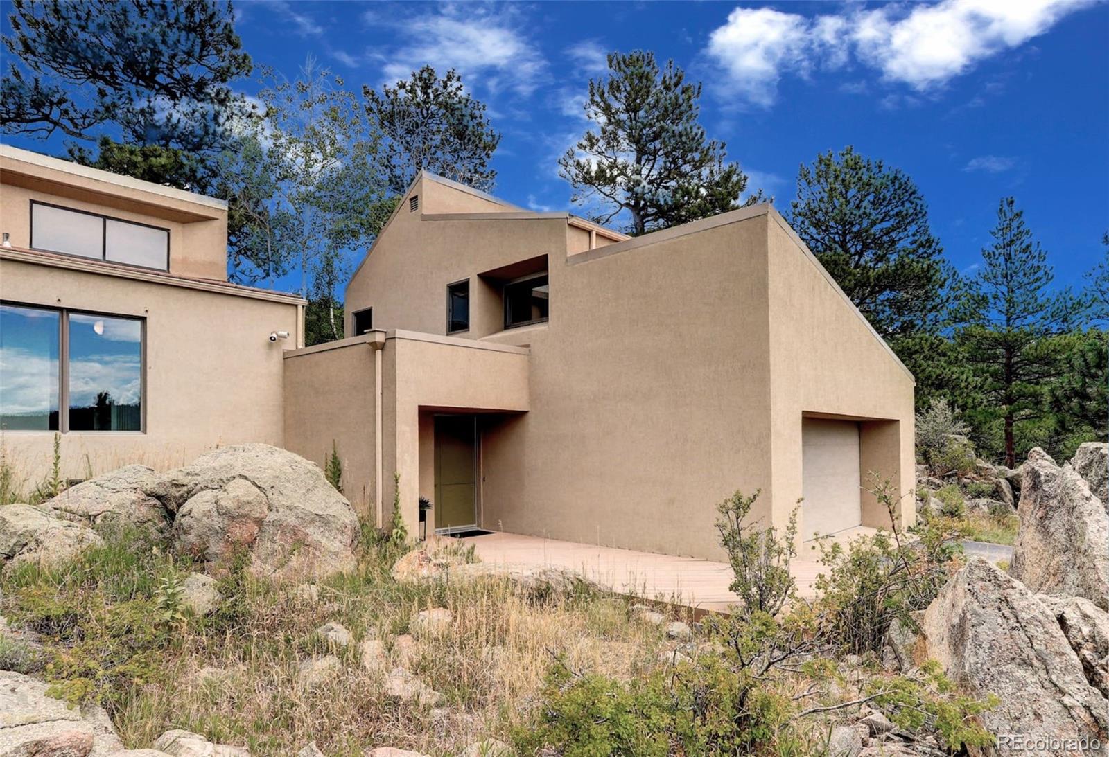 2125 Stonecrop Way Golden CO 80401