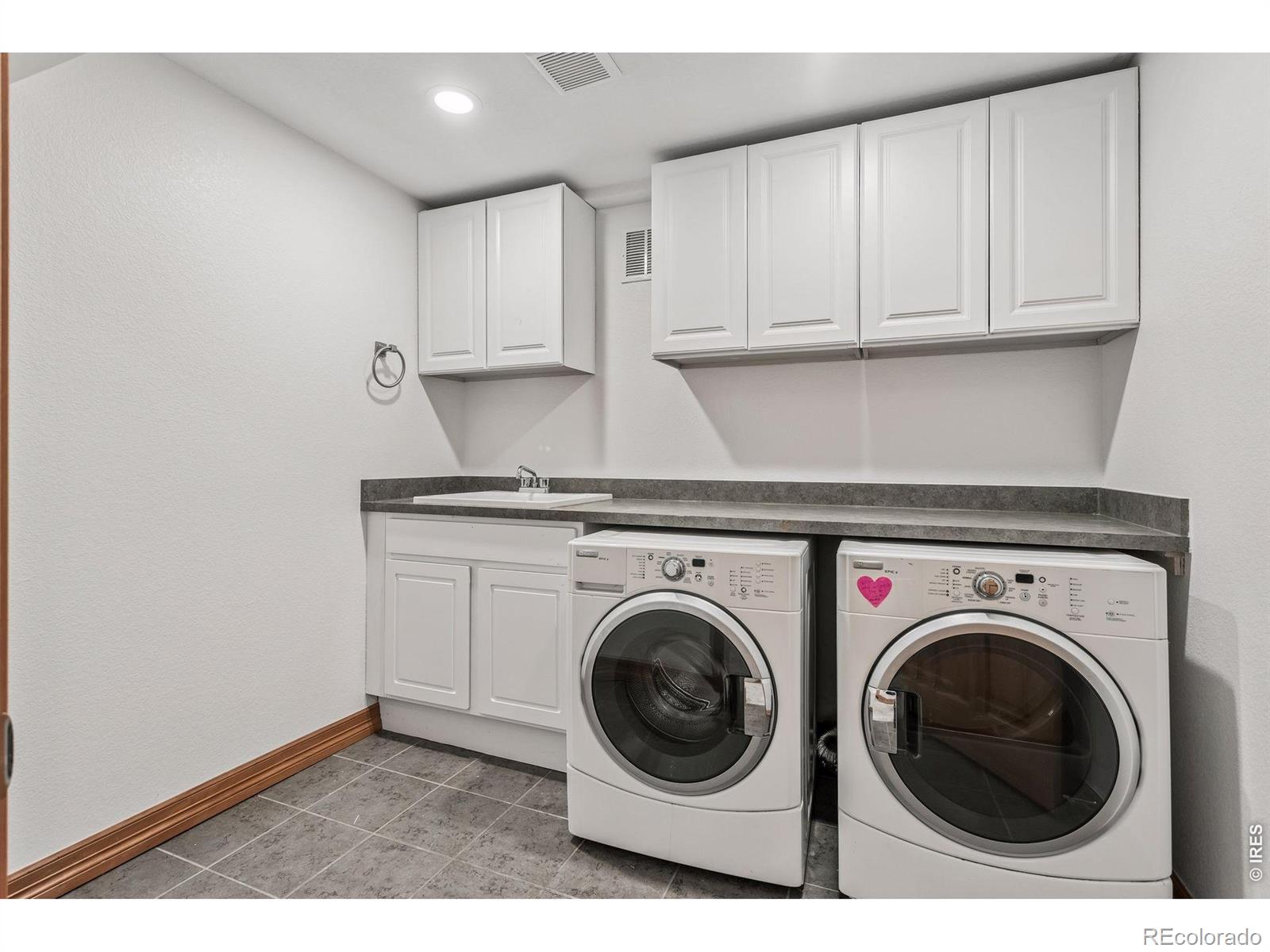 2674 Elmira Street Denver CO 80238
