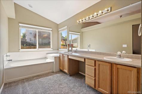 5932 S Versailles Street Aurora CO 80015