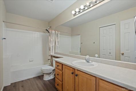 5932 S Versailles Street Aurora CO 80015