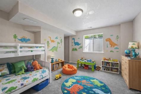 5932 S Versailles Street Aurora CO 80015