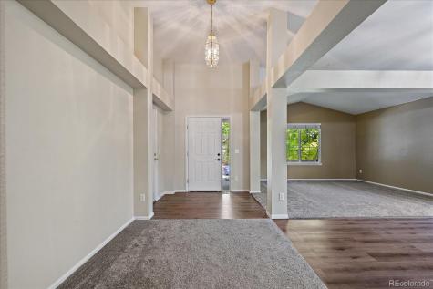 5932 S Versailles Street Aurora CO 80015