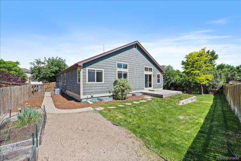 5932 S Versailles Street Aurora CO 80015