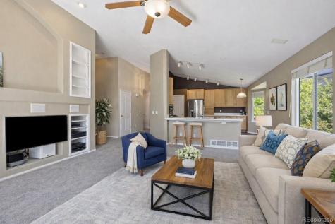 5932 S Versailles Street Aurora CO 80015