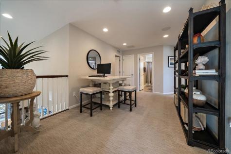 7045 S Robertsdale Way Aurora CO 80016