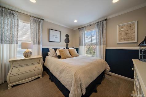 7045 S Robertsdale Way Aurora CO 80016