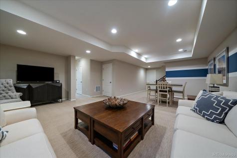 7045 S Robertsdale Way Aurora CO 80016