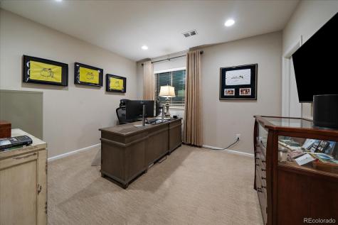 7045 S Robertsdale Way Aurora CO 80016