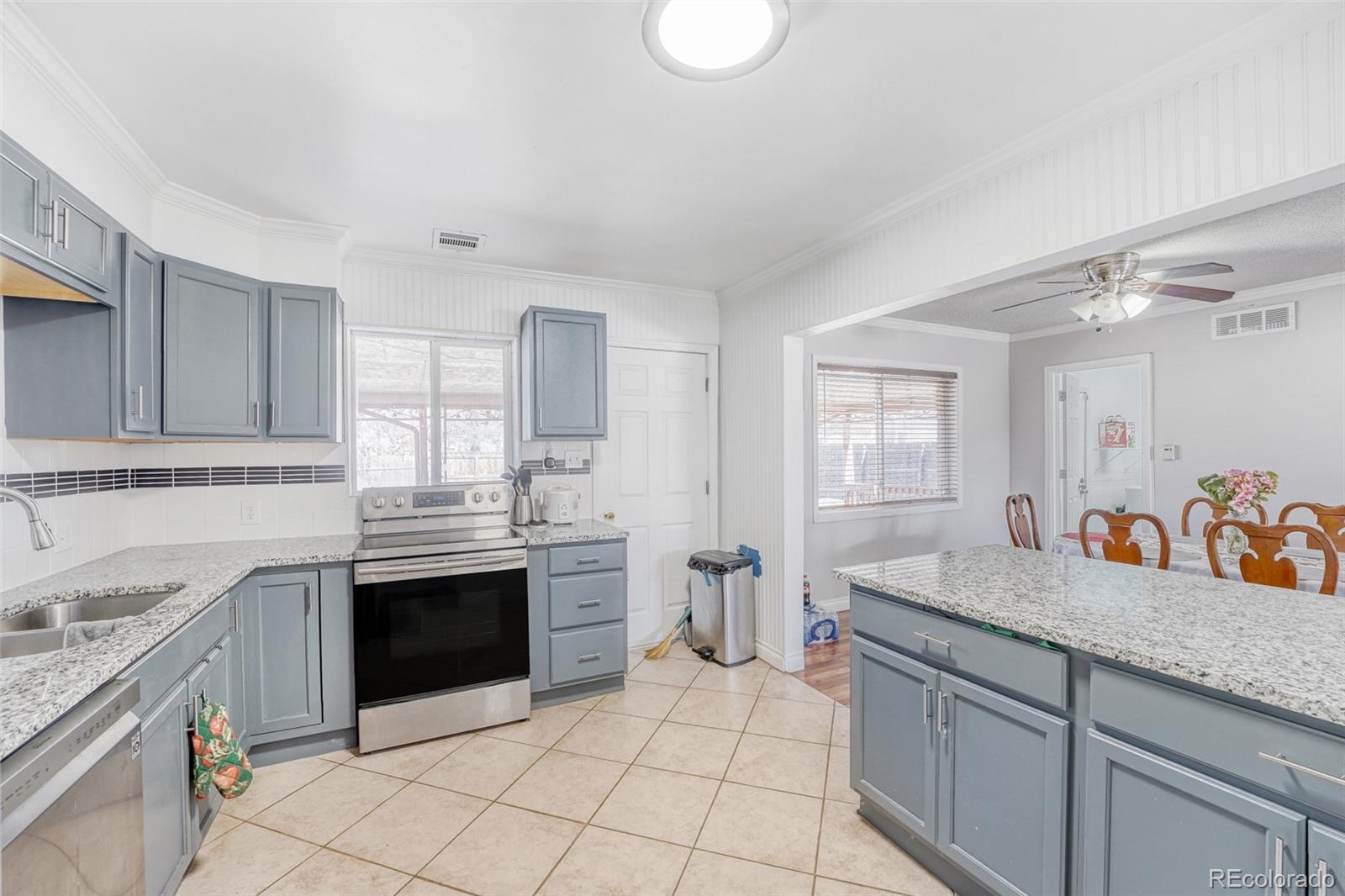 756 Ursula Street Aurora CO 80011