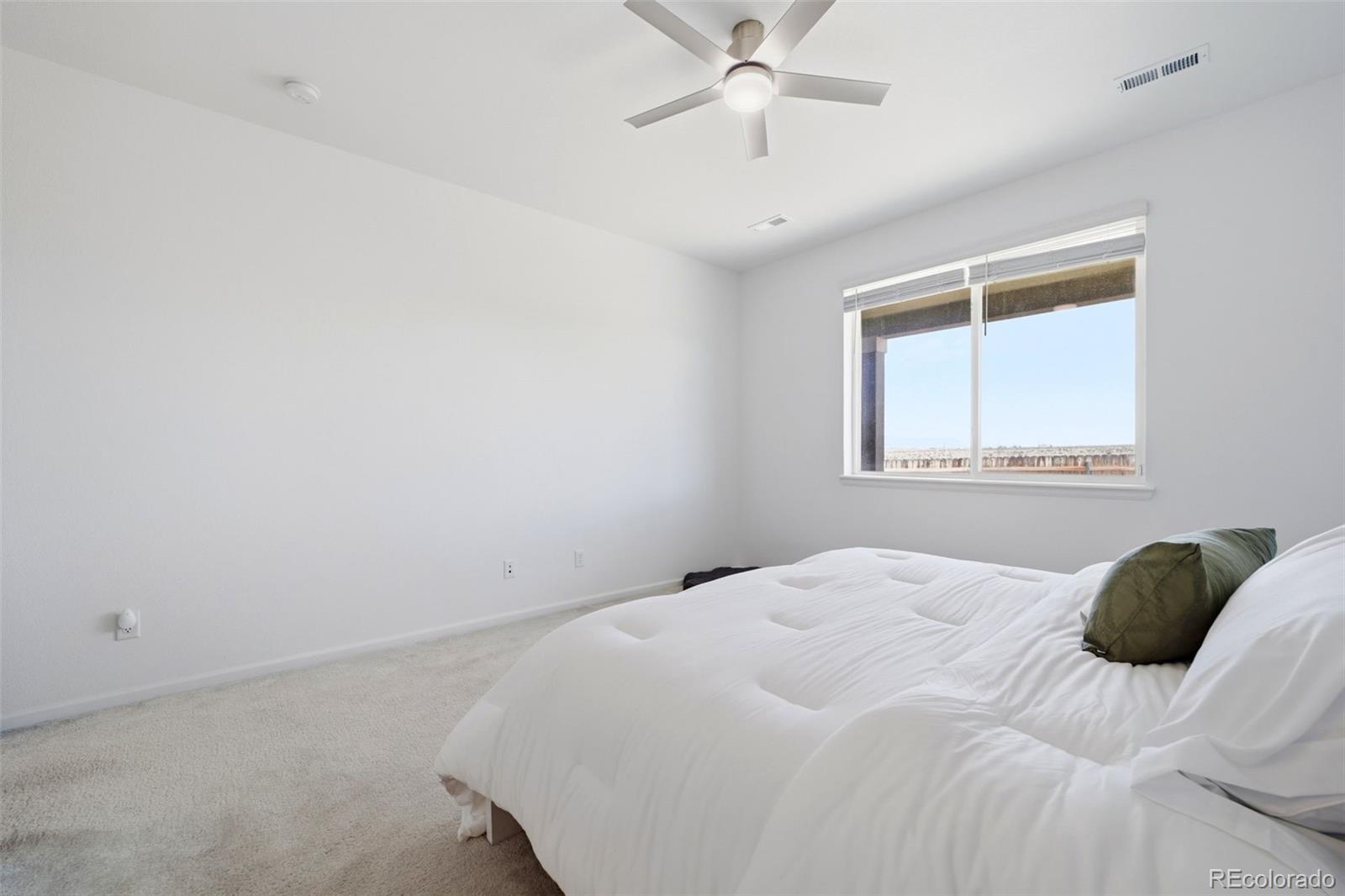 2213 Sunrise Lane Pueblo CO 81008