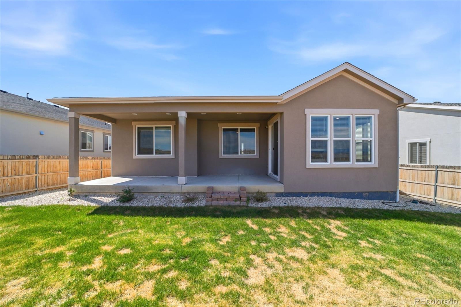 2213 Sunrise Lane Pueblo CO 81008