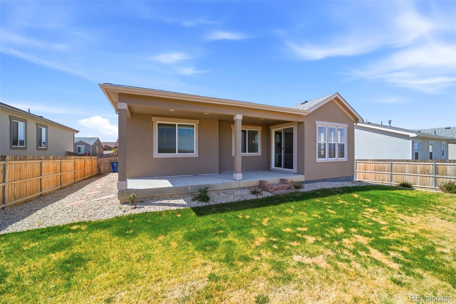 2213 Sunrise Lane Pueblo CO 81008