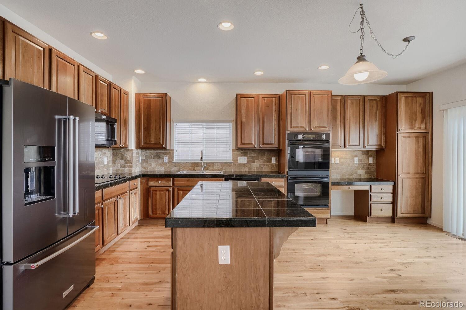 1542 S Haleyville Street Aurora CO 80018