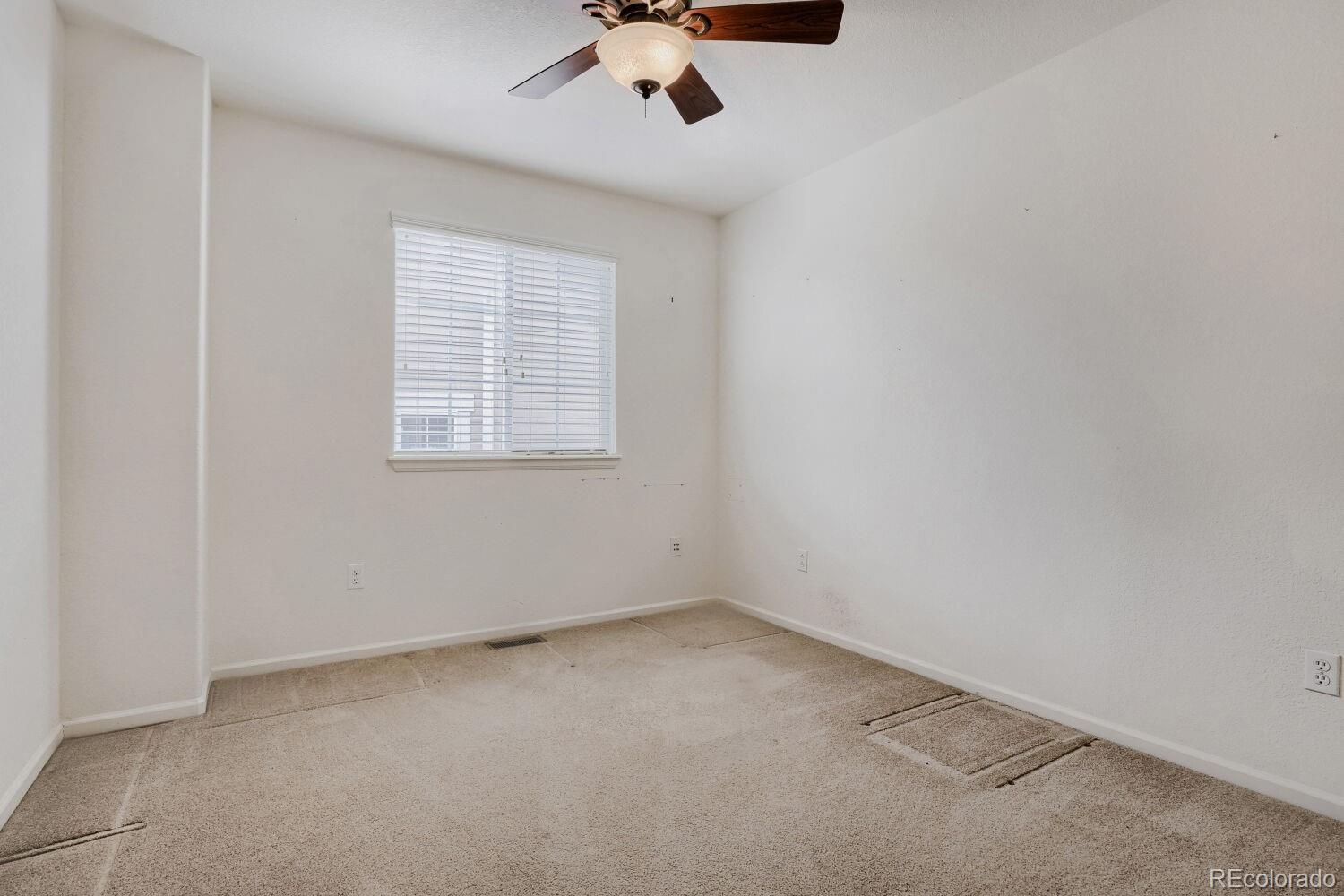 1542 S Haleyville Street Aurora CO 80018