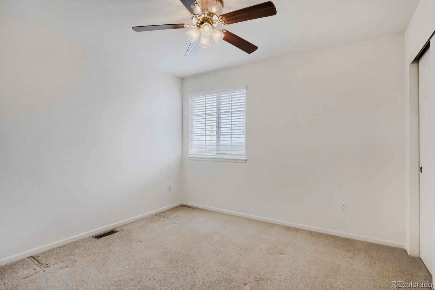 1542 S Haleyville Street Aurora CO 80018