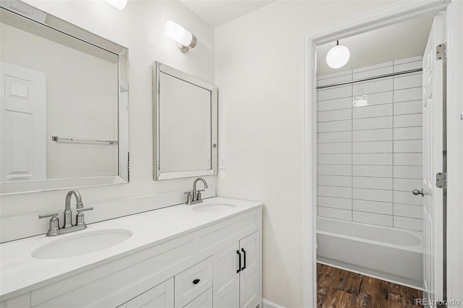 21220 E Bellewood Drive Centennial CO 80015