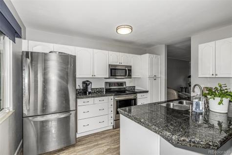 1283 S Bahama Street Aurora CO 80017
