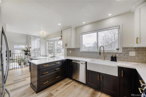9308 Shadowglen Court Highlands Ranch CO 80126
