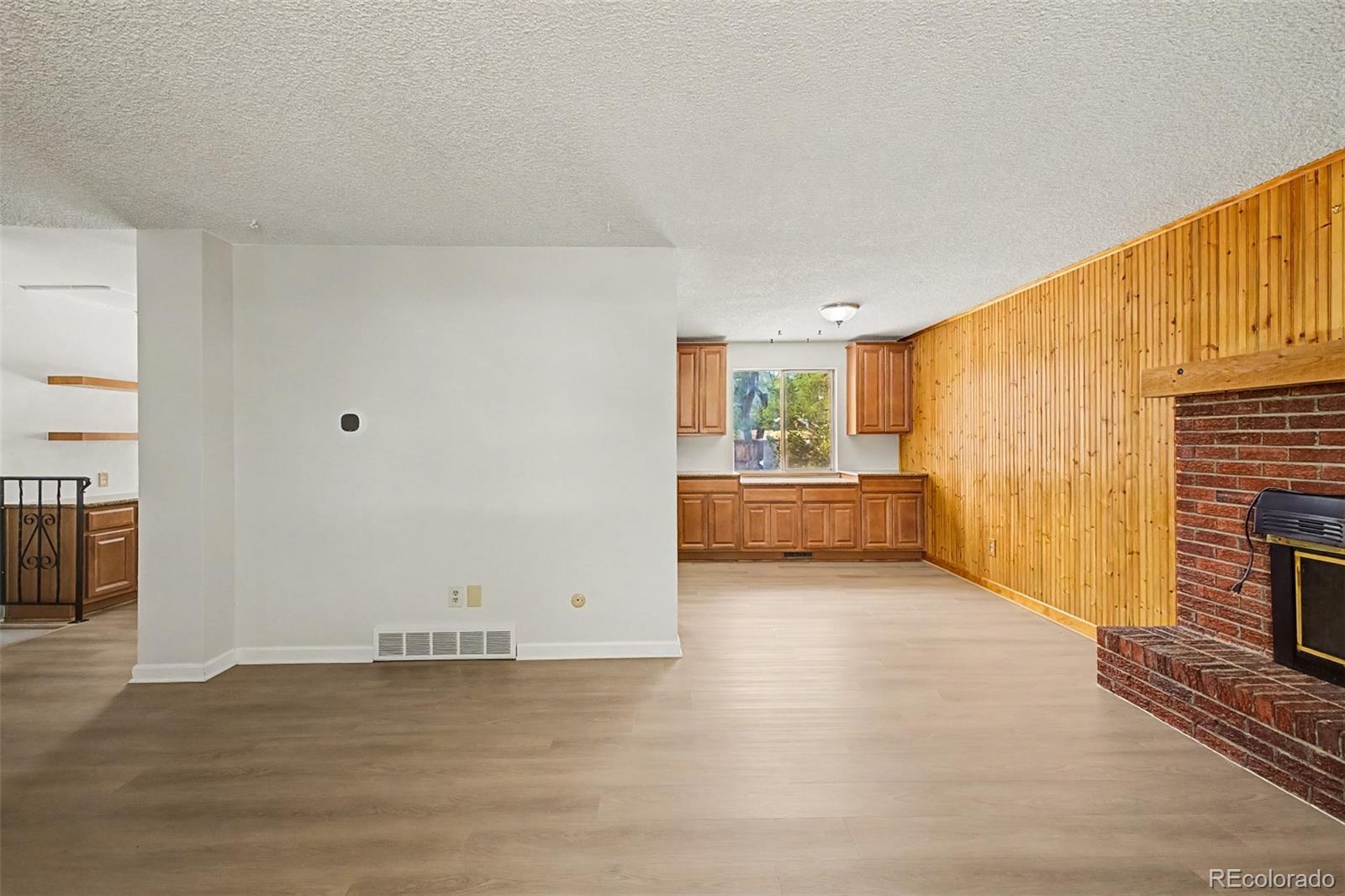 1509 S Vivian Street Longmont CO 80501