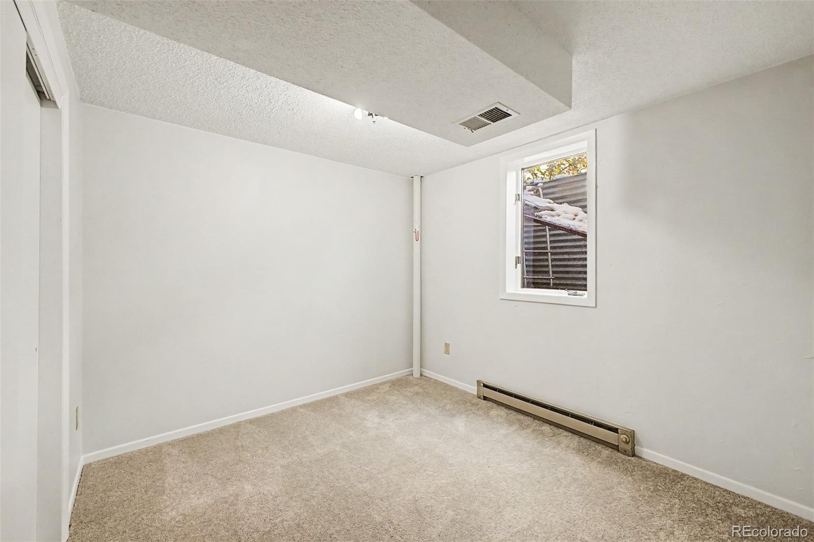 1509 S Vivian Street Longmont CO 80501