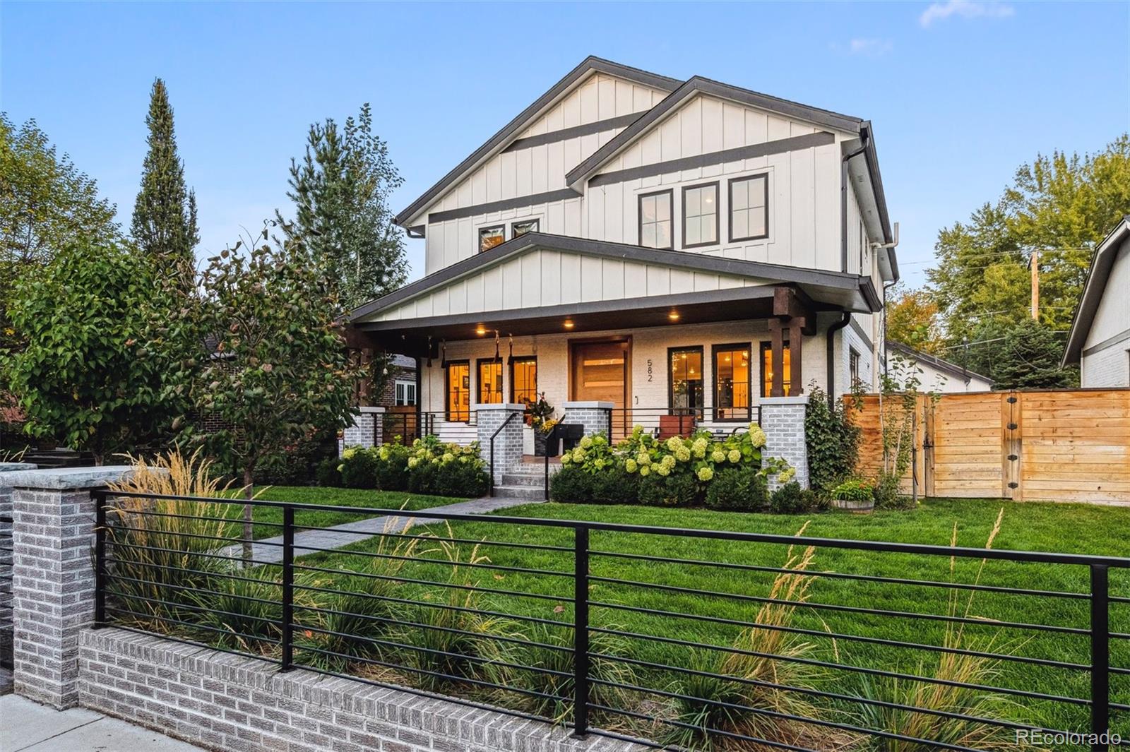 Denver CO, 582 S York Street