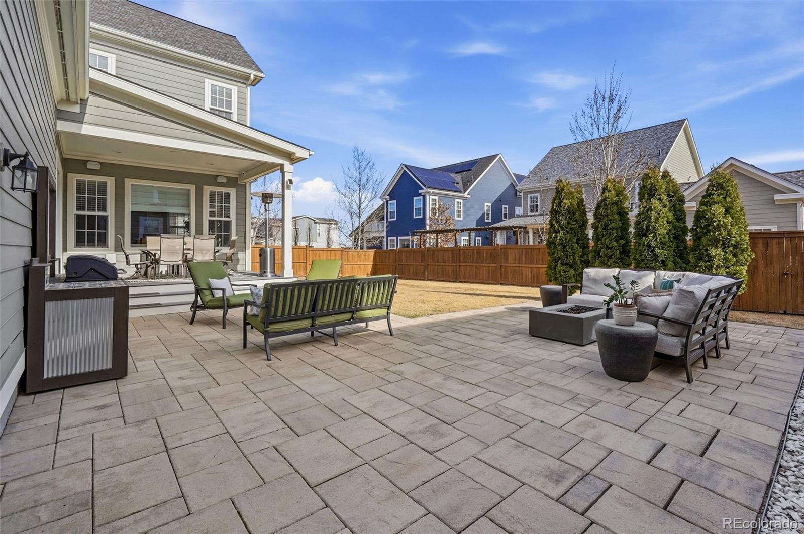 6082 Chester Street Denver CO 80238