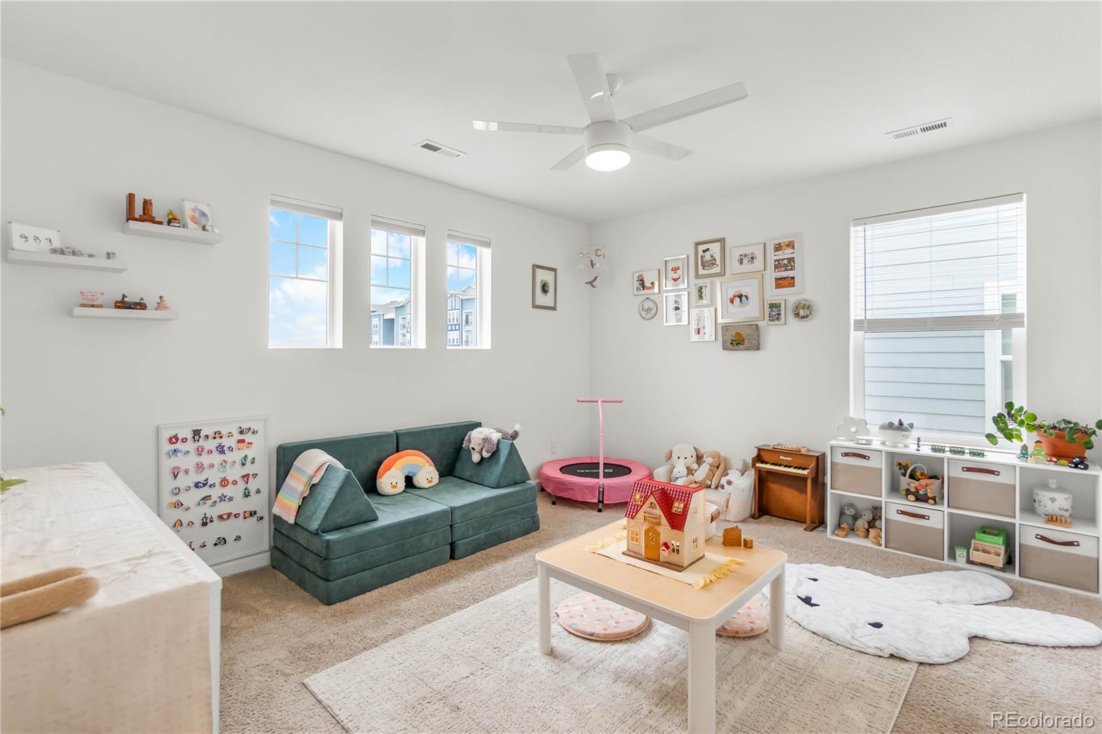 409 Overbrook Lane Longmont CO 80504