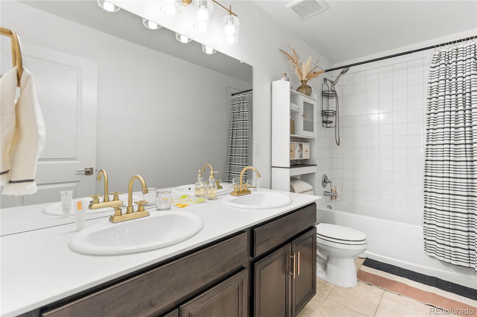 409 Overbrook Lane Longmont CO 80504
