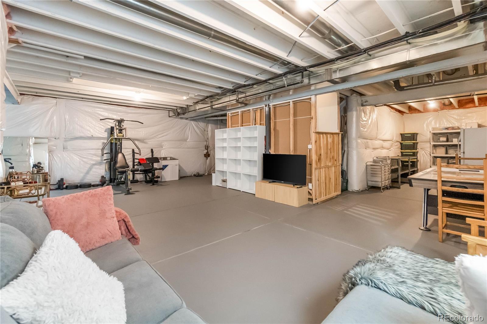 409 Overbrook Lane Longmont CO 80504