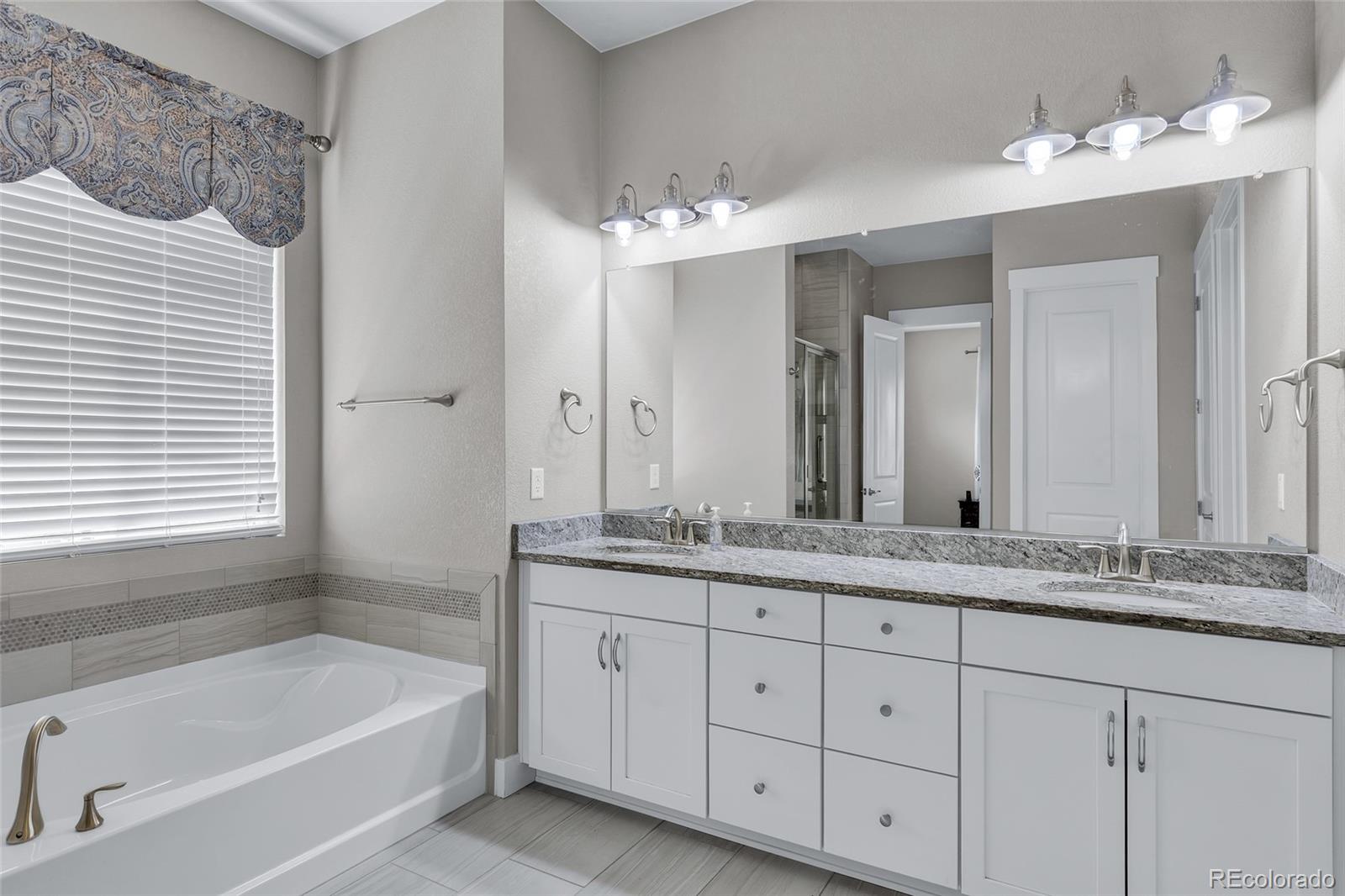 7930 S Flat Rock Way Aurora CO 80016