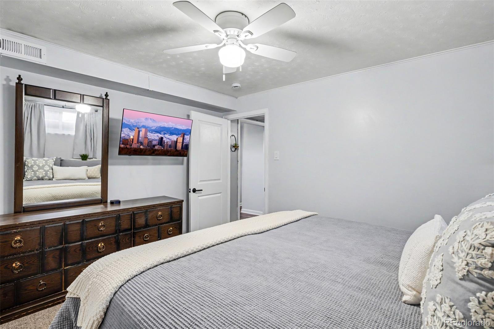 1601 S Patton Court Denver CO 80219