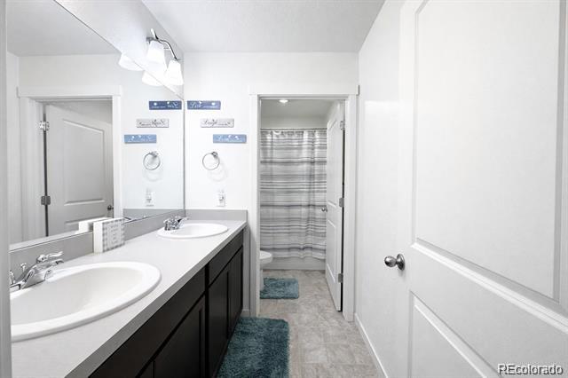 37 S Waterloo Street Aurora CO 80018