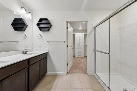 37 S Waterloo Street Aurora CO 80018