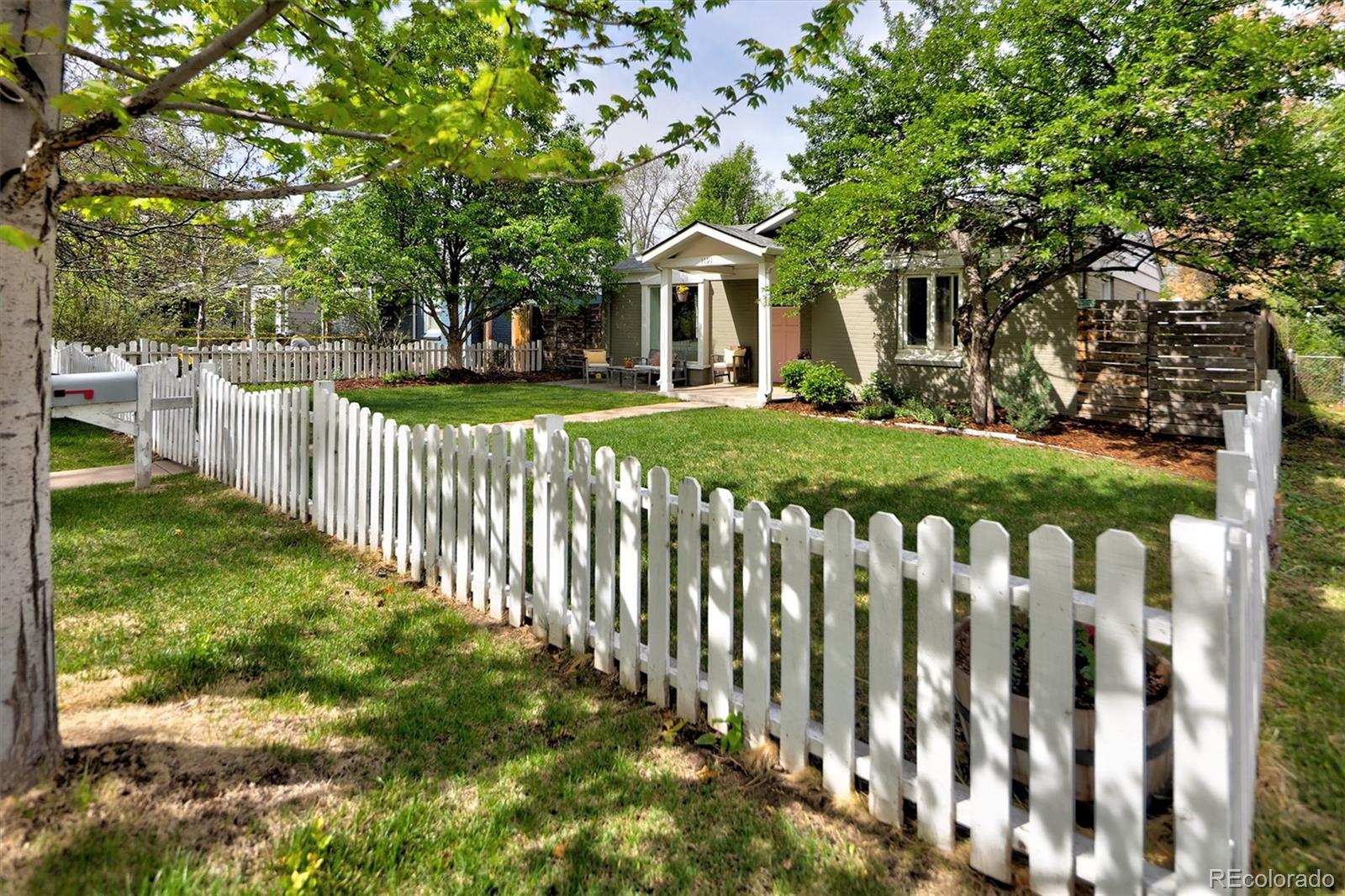 1191 Niagara Street Denver CO 80220