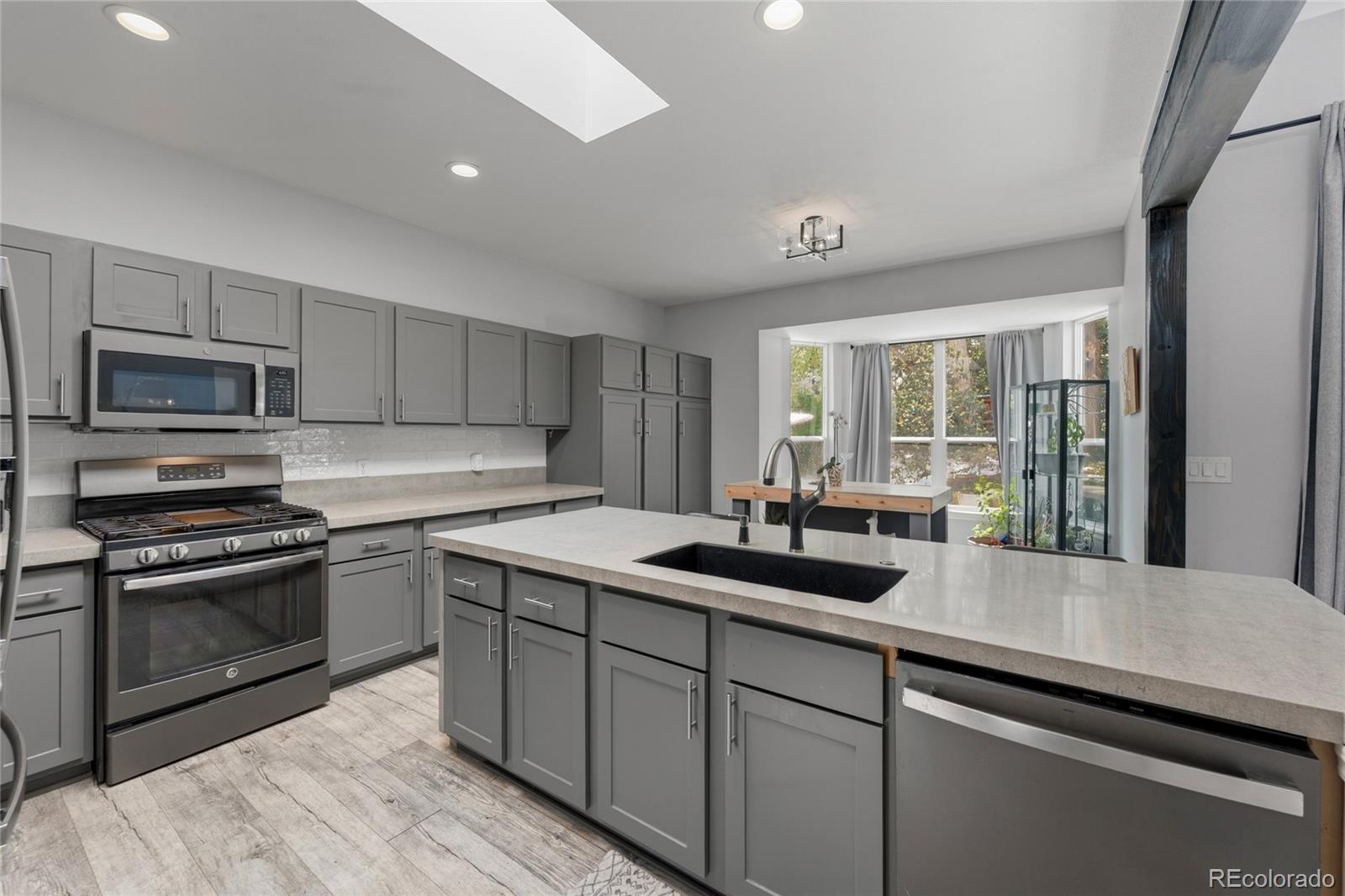 768 Huntington Place Highlands Ranch CO 80126