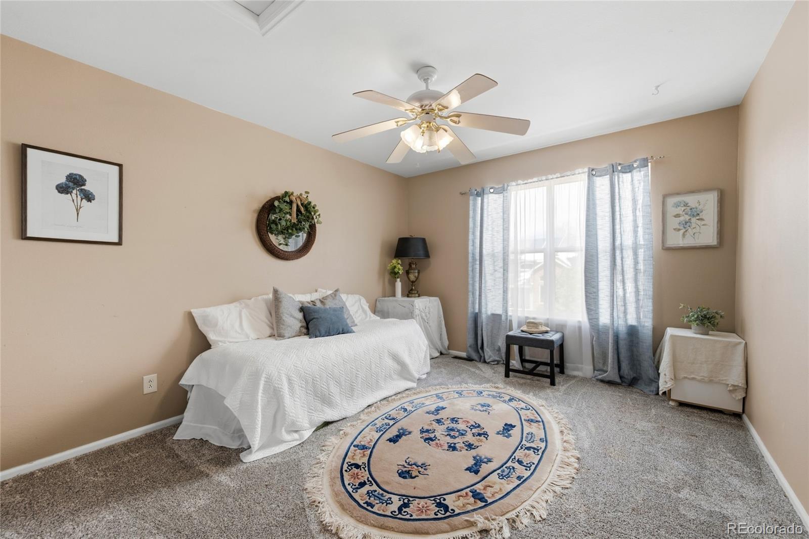 768 Huntington Place Highlands Ranch CO 80126