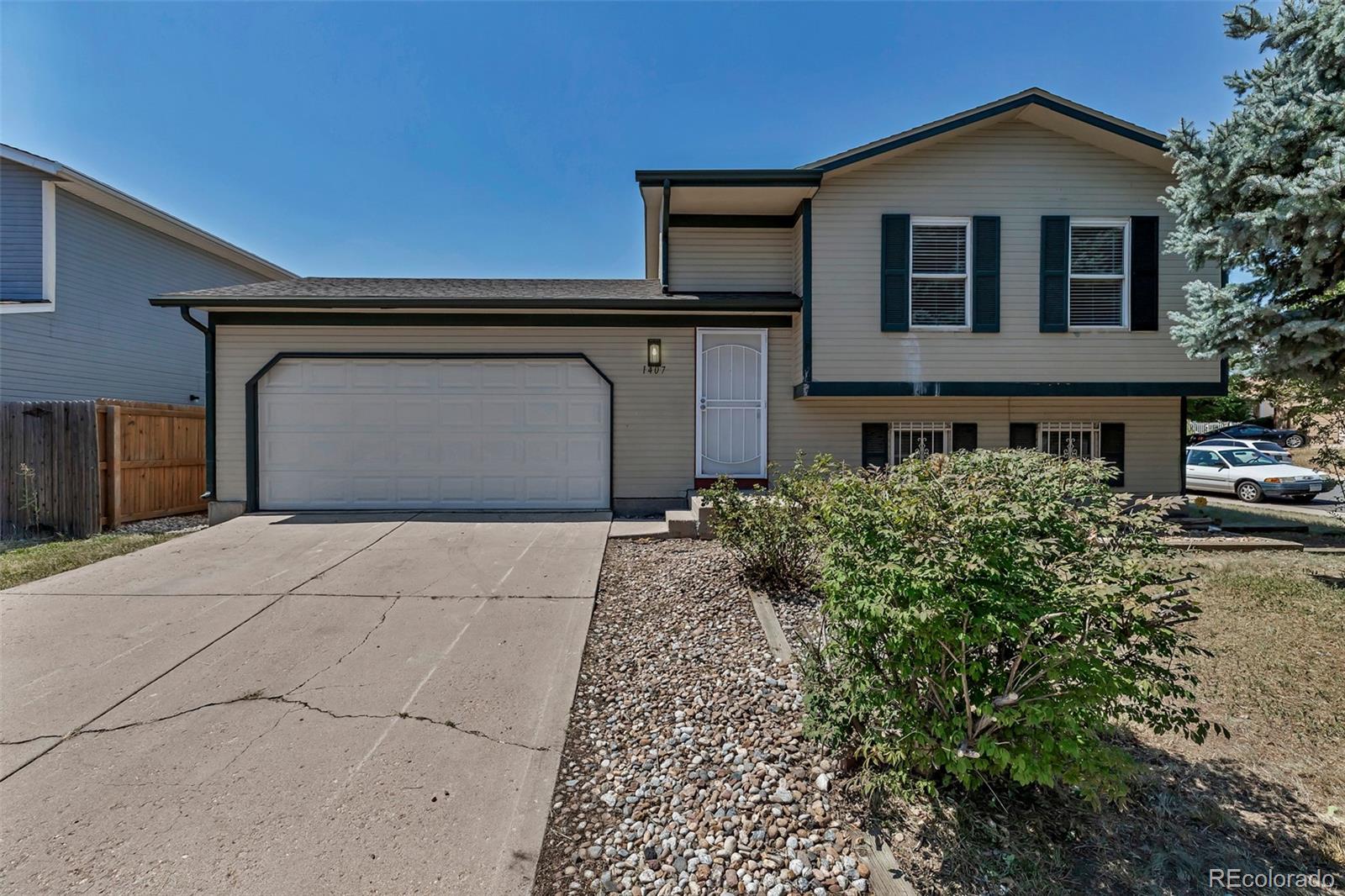 1407 S Cathay Street Aurora CO 80017