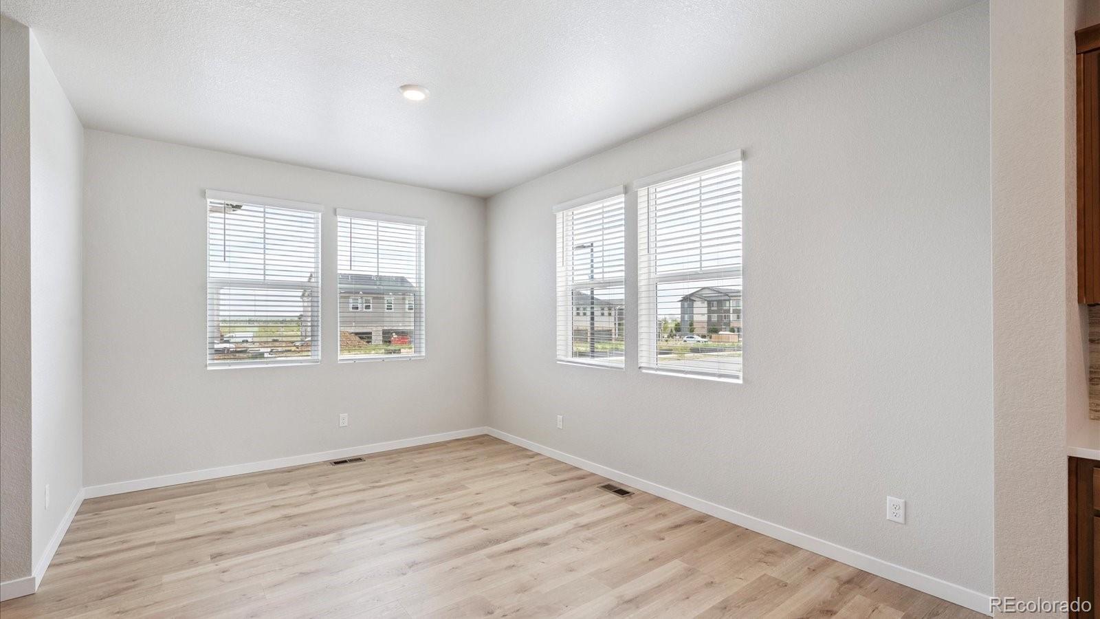 678 N Ukraine Street Aurora CO 80018