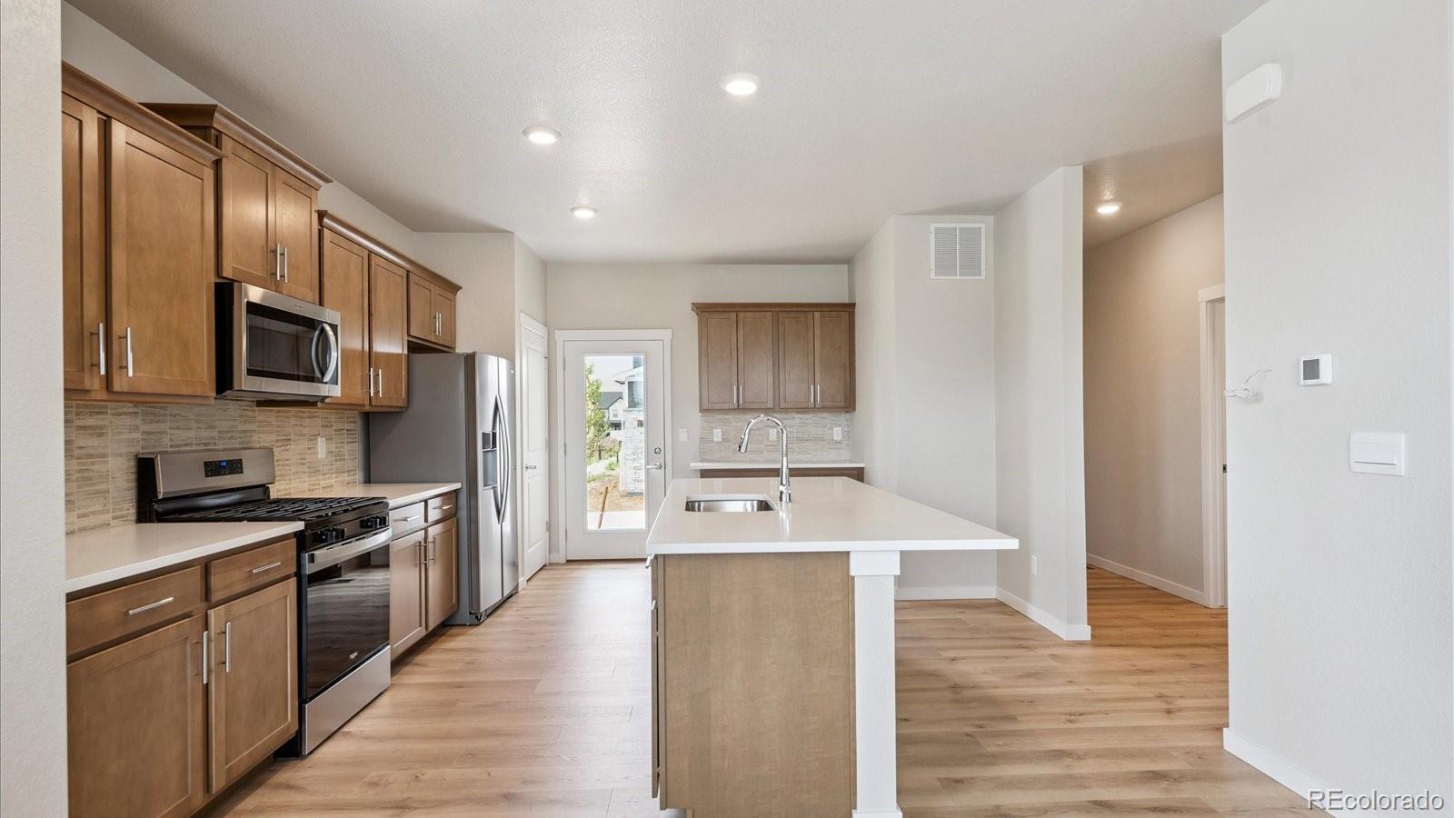 678 N Ukraine Street Aurora CO 80018