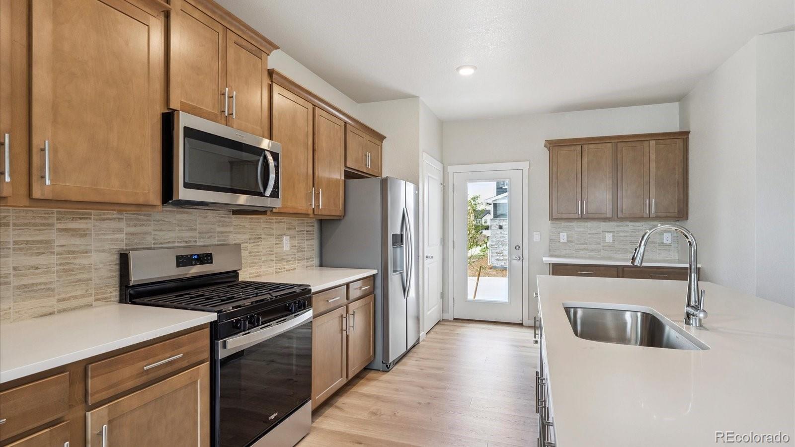 678 N Ukraine Street Aurora CO 80018
