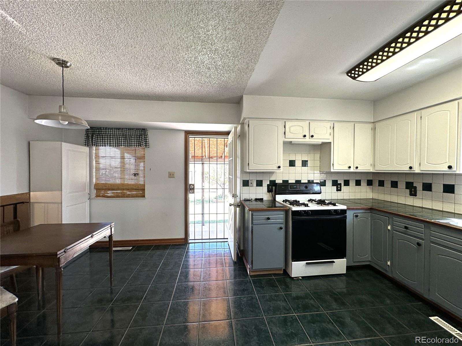 630 Hewitt Street Pueblo CO 81005