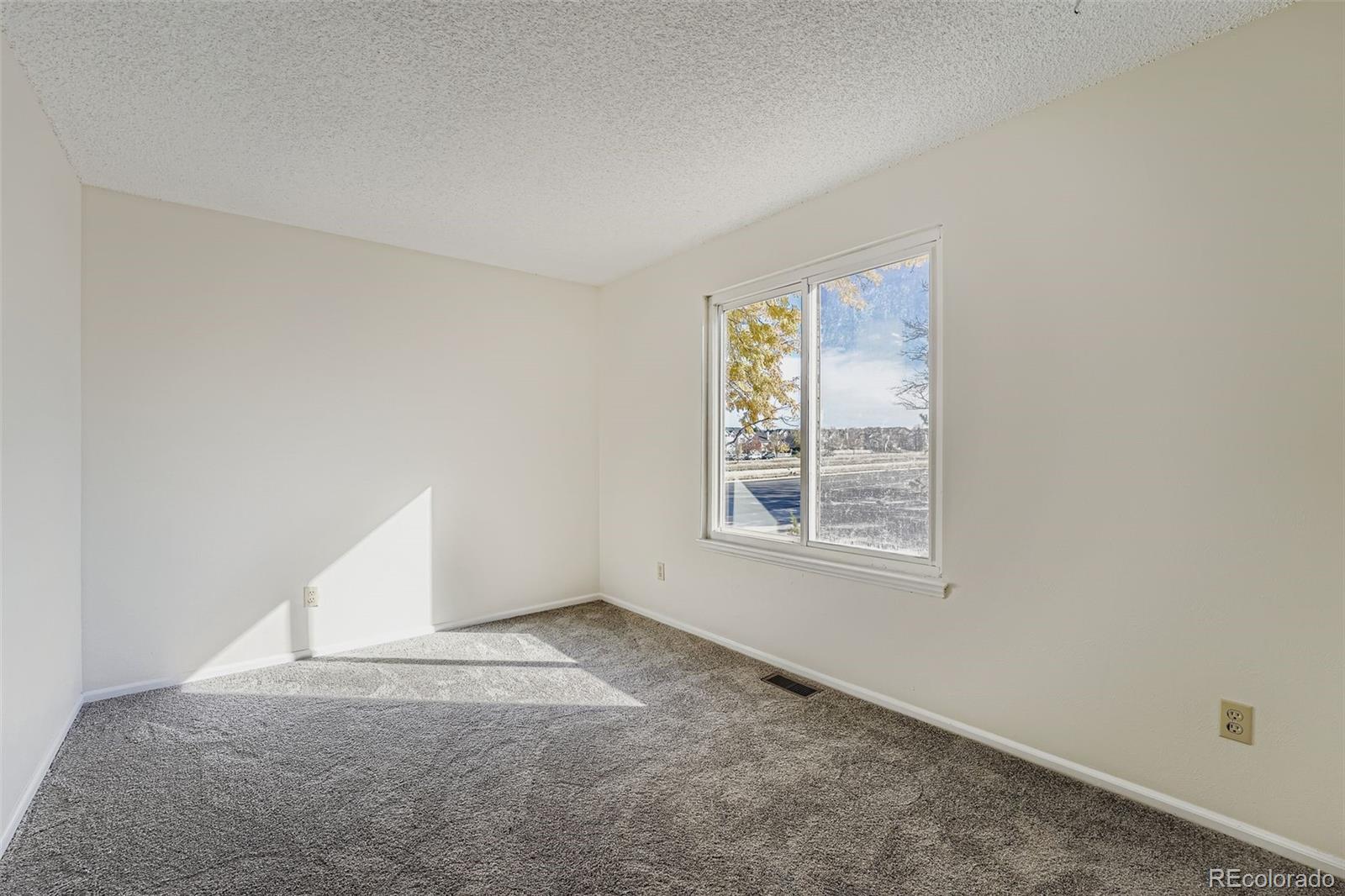 17999 E Cornell Drive Aurora CO 80013