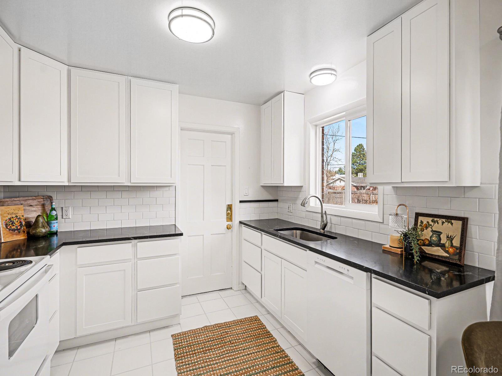 2155 E Noble Place Centennial CO 80121